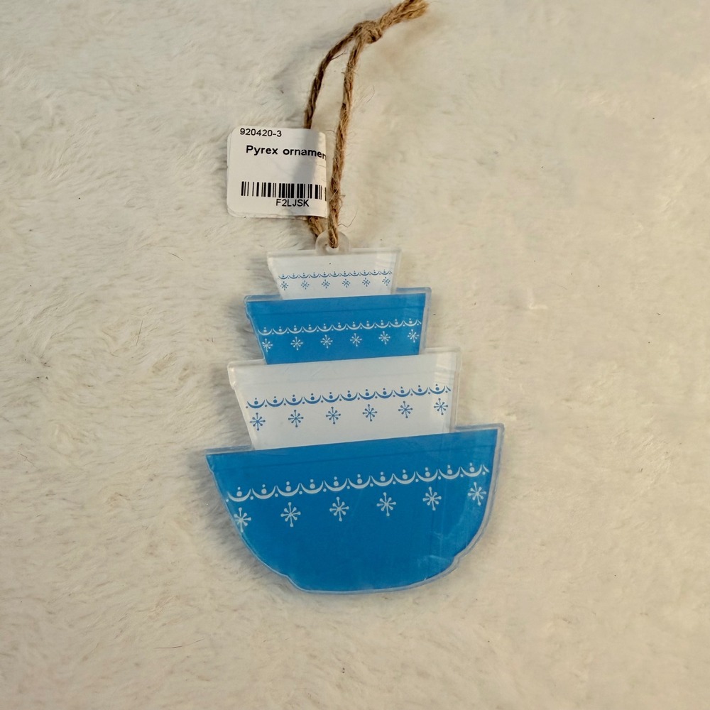 Pyrex Snowflake‎ Blue Mixing Bowl Ornament Unisex OS Blue NEW Retro Kitchen MCM